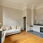 Cosy 1Br - Sleeps 5 - Arc De Triomphe